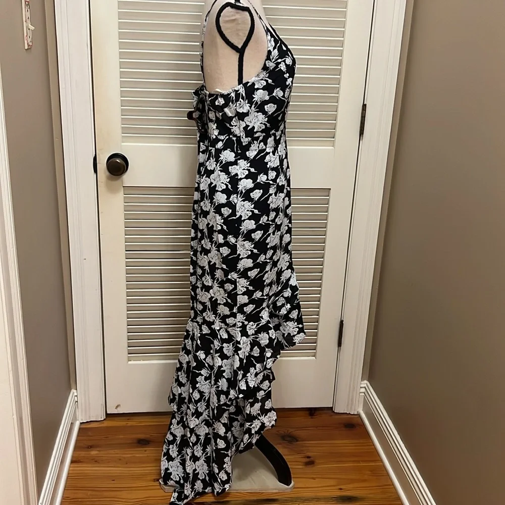 Lulus Darling Daylily White and Black Floral Print High-Low Maxi Dress, NWT - Picture 10 of 17